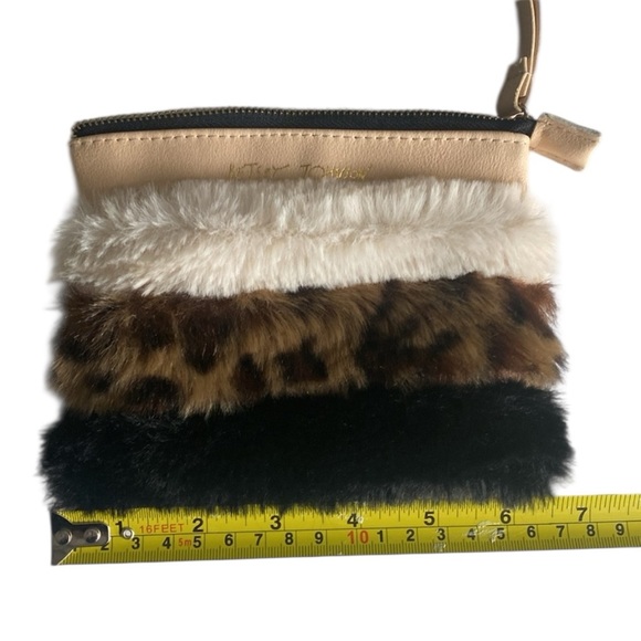 Betsey Johnson Faux Fur Wristlet Cream and Black with Leopard Print - Picture 7 of 9